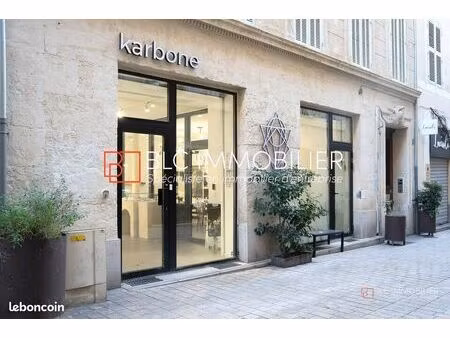 local commercial 232 m² marseille