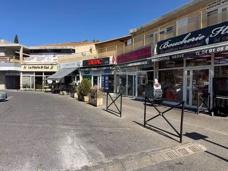 local commercial à louer