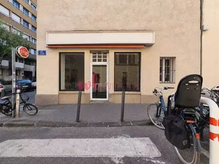 local commercial à louer