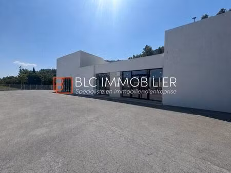 local commercial à louer