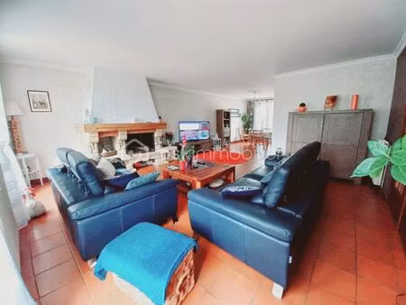 propriété familiale de 150 m² - 5 chambres  jardin arboré et stationnement
