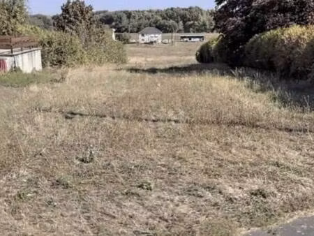 terrain constructible viabilisé à vendre