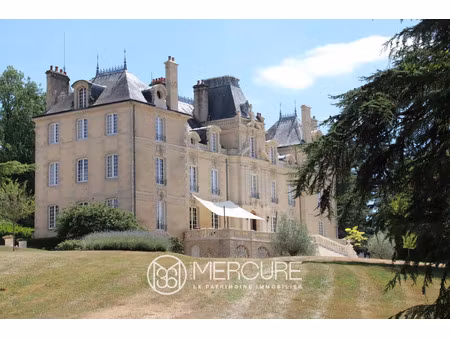 vente maison 20 pièces 900 m² poitiers (86000)