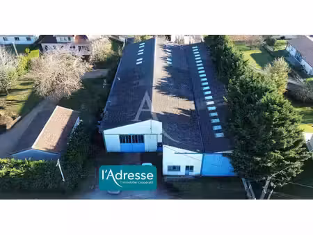 l'adresse poitiers