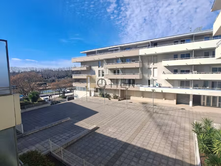 à vendre appartement t3 avec balcon et box résidence ama
