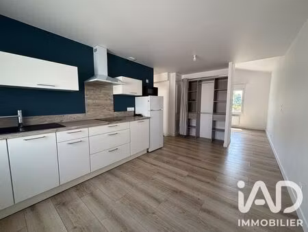 appartement à les billaux (33500)