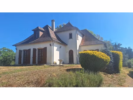 vente maison 6 pièces 177 m² à piégut-pluviers (24360)  243 000 €