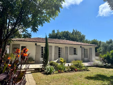 maison vergeroux 110 m2 avec très beau jardin