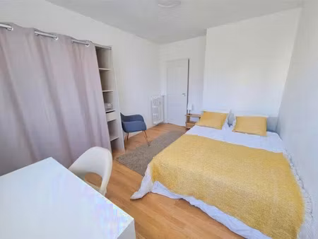 location appartement 4 pièces 70 m² à nantes (44300)