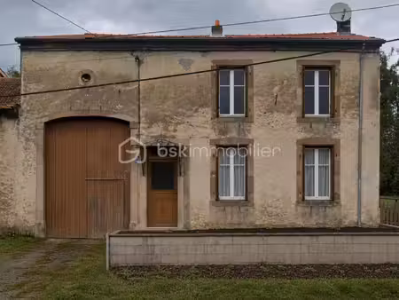 maison de 2 670 m² à gelucourt