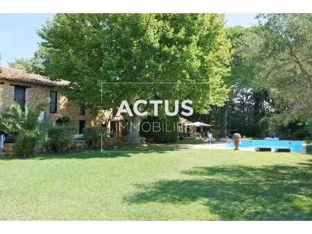 authentique mas avec piscine au c&oelig ur de grans