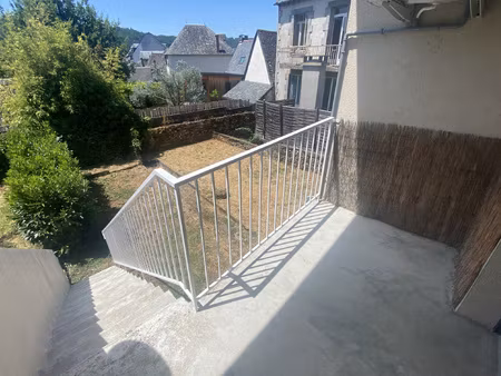 appartement avec balcon et jardin en centre ville