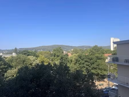 appartement t4 au coeur de draguignan de 70.39m²