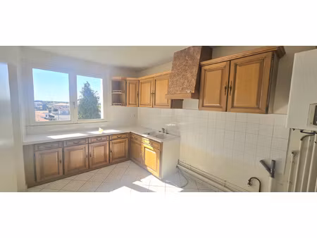 appartement - 102 m2 - 3 ch + cave + garage + une place de p