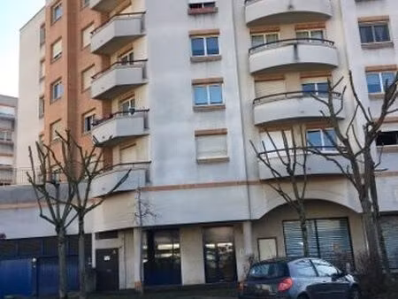 studio de 28 33 m² avec balcon
