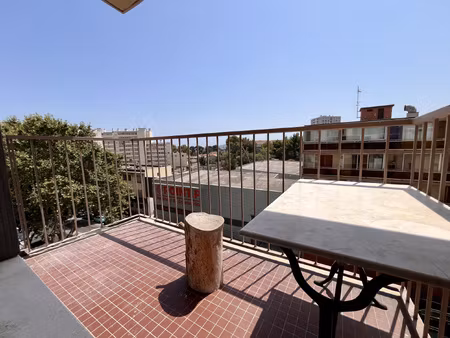appartement t3/4 de 71 m2 5e étage avec ascenseur lumine