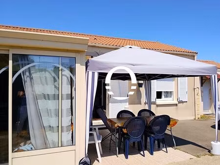 la plaine sur mer  à pied du centre maison  dépendance