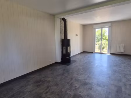 maison traditionnelle sur sous sol complet 4 chambres jardin