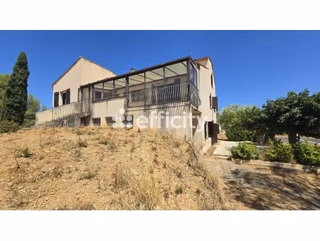 maison 8 pièces - 321 m²