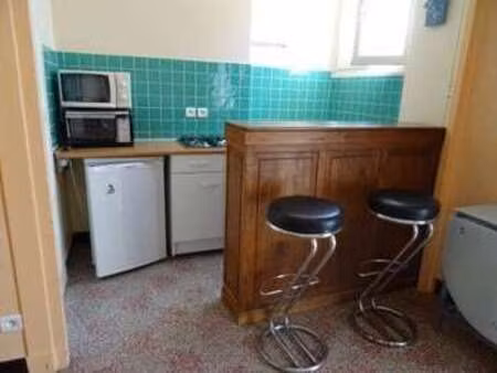 location appartement 2 pièces meublé à bourg-en-bresse (01000) : à louer 2 pièces meublé /