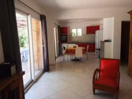 location maison meublé à aix-en-provence (13080) : à louer meublé / 68m² aix-en-provence