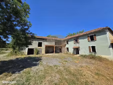 propriété 5 pièces 155 m²