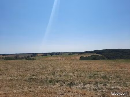 terrain 725 m² montjoire