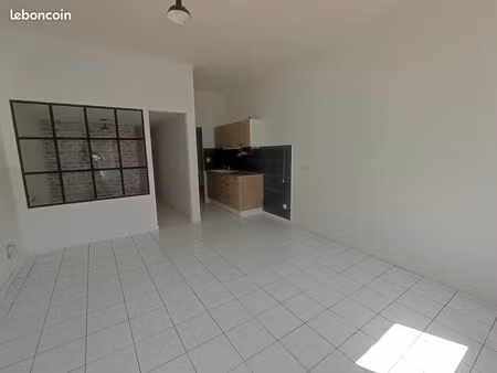 appartement 2 pièces avec parking