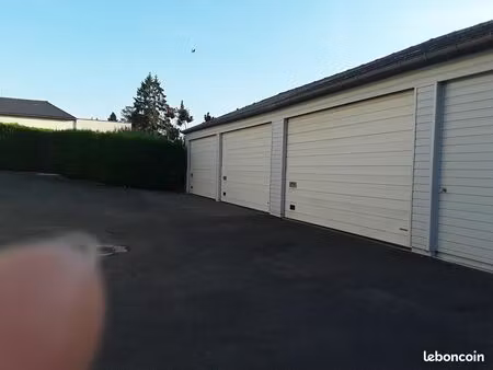 garage à louer