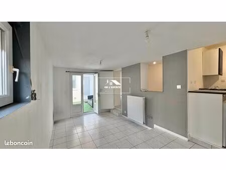 studio 1 pièce 36 m²