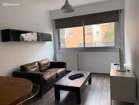 f2 meublé lumineux 29 m² — bondy  proche commodités