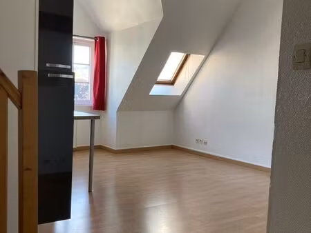 à louer – appartement t3 duplex en plein centre de darnétal