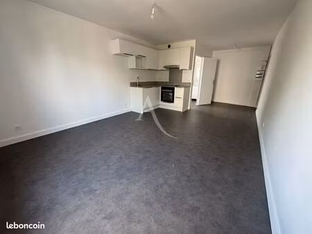 appartement 1 pièce 32 m²