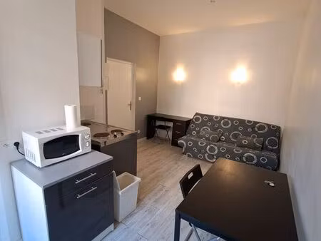 studio de 18m² meublé toutes charges comprises