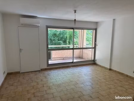 studio 30m2 quartier des facultés