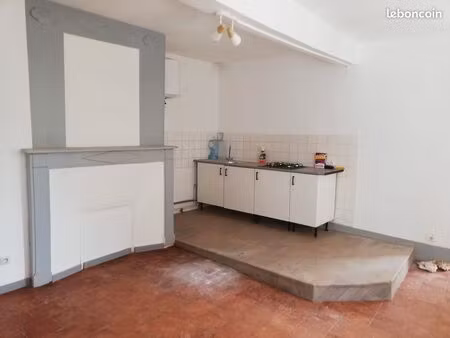 location t2 à mirande