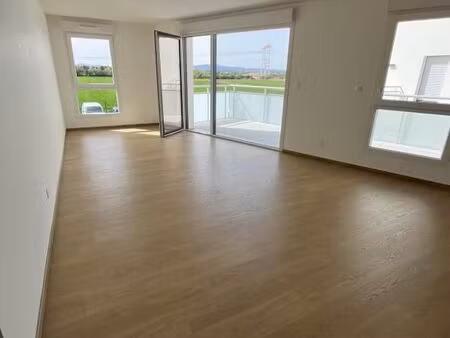 appartement 3 pièces 67 m²