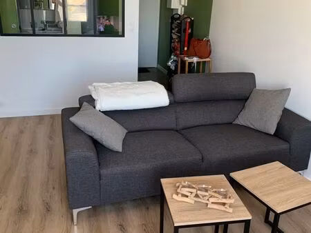 a louer t2 de 52 m² refait à neuf centre ville de niort
