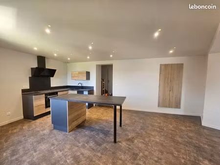 maison rénovée toute climatisée 153m² avec terrasse et jardin -4 chambres
