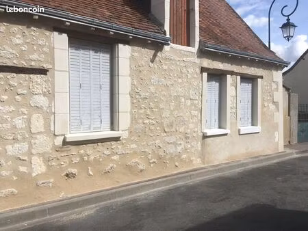 location maison dans le bourg de st senoch