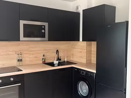 # t3 meublé haut standing – 62 m² – balcon – résidence récente – à 10 min d'orly *disponib