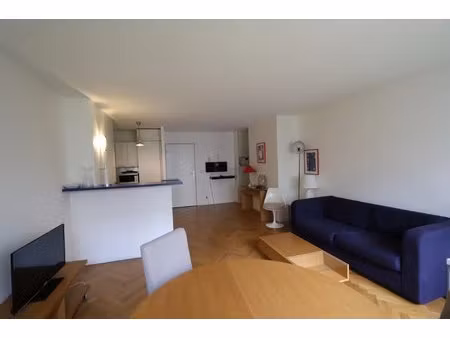 3 pieces meuble - rue mederic
