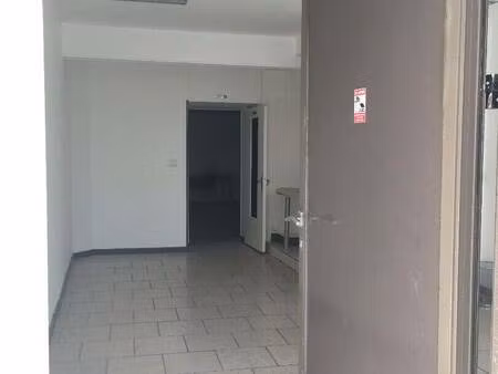 local commercial à louer