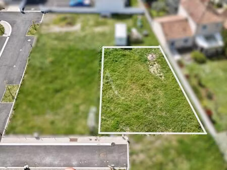 terrain constructible viabilisé à vendre