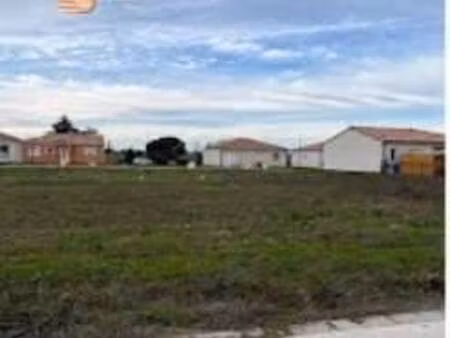 terrain constructible à vendre