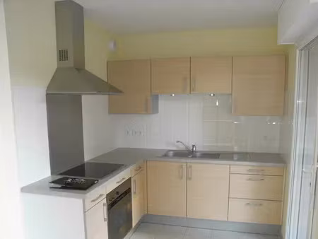 location appartement 3 pièces 62 m² à luc-la-primaube (12450)