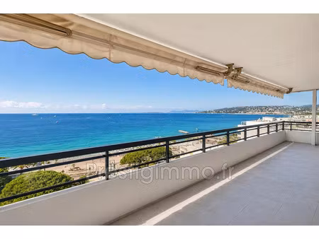 location meublée appartement 3 pièces 108 m² à antibes (06600)  4 000 €