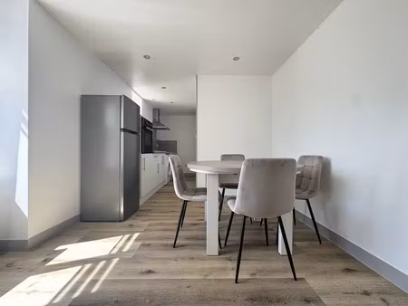 location meublée appartement 3 pièces 51 m² à montebourg (50310)  715 €