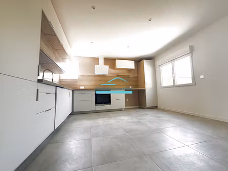 mireval - appartement t2 rénovée de 39 m2