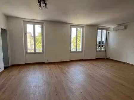 grand appartement t2 + studio a vendre